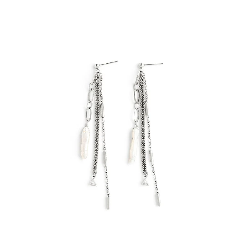 ladies earrings bold silver-Trellis Silver Earrings