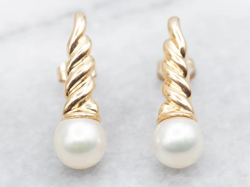 ladies earrings round silver-Saltwater Pearl Twisted Stud Earrings