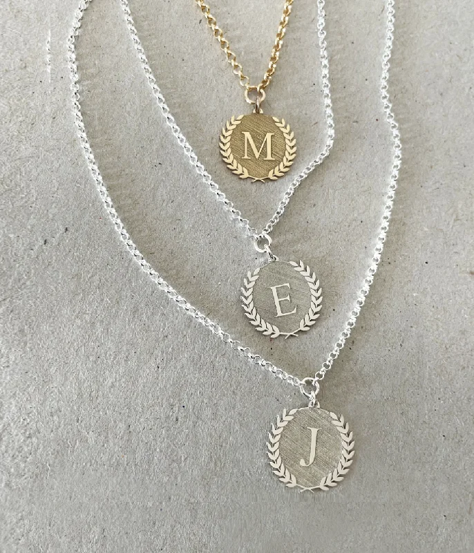 Ladies necklaces fade-proof necklaces-Apollo Wreath Medallion Necklace