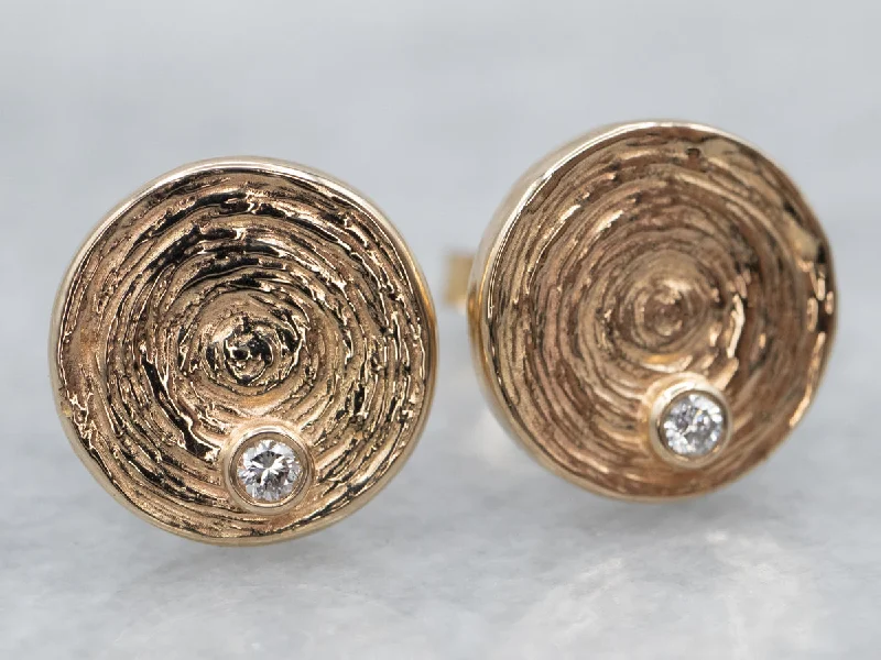 ladies earrings zodiac-Textured Gold Diamond Stud Earrings